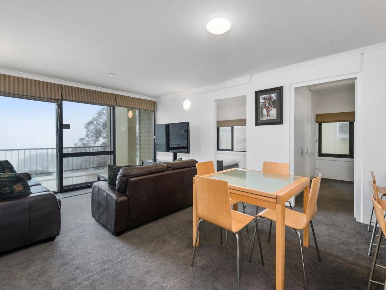 Chalet Apartments - Mt Buller Apartment Rentals Маунт Булер Стая снимка